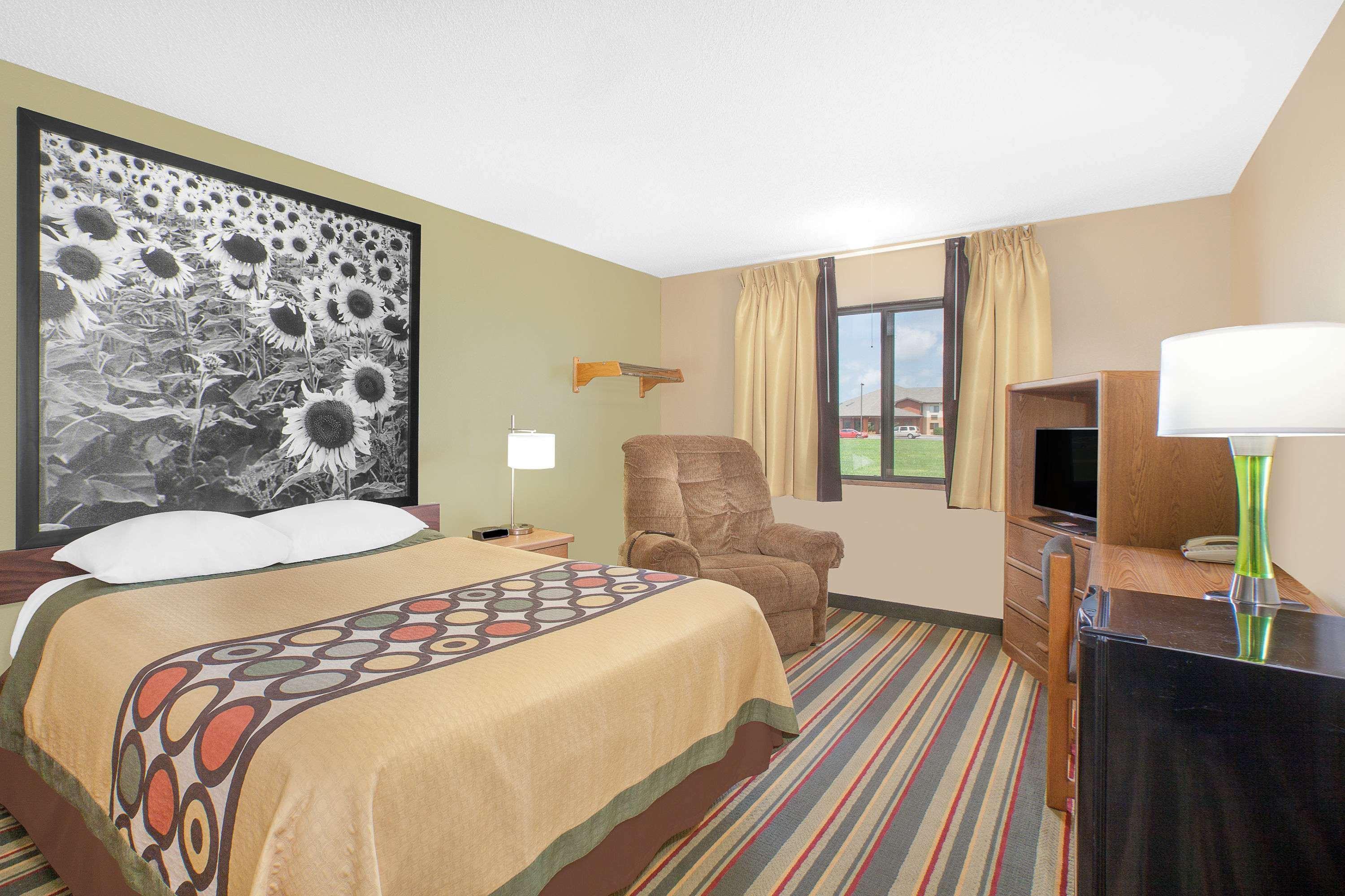 Super 8 By Wyndham Mt Pleasant Motel Mount Pleasant Luaran gambar