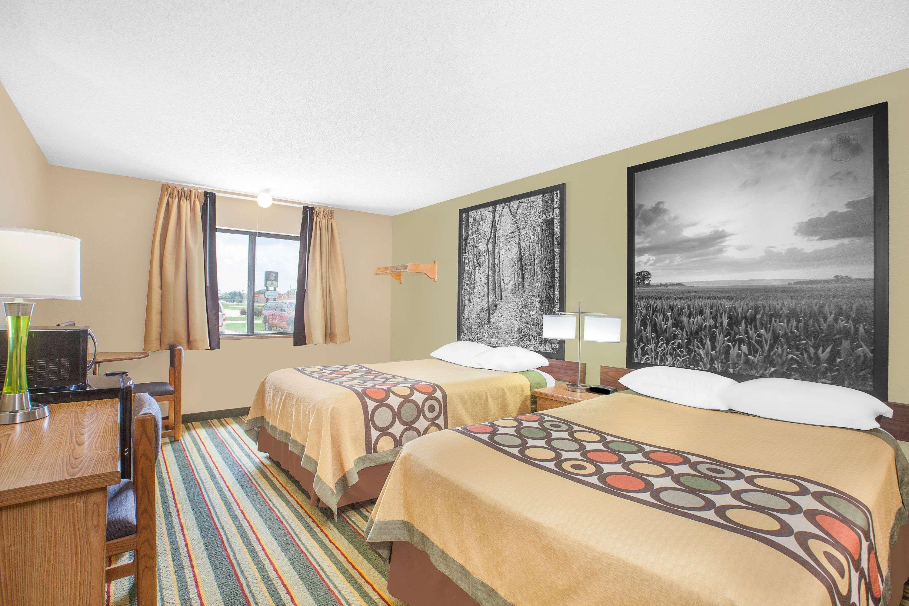 Super 8 By Wyndham Mt Pleasant Motel Mount Pleasant Luaran gambar