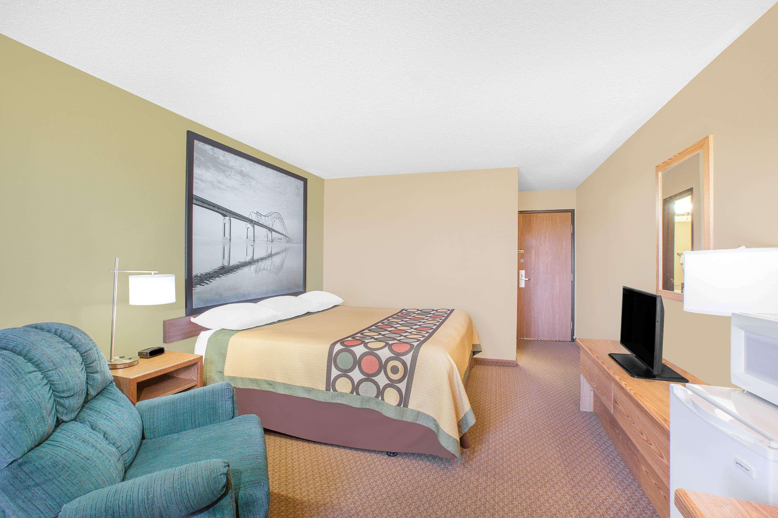 Super 8 By Wyndham Mt Pleasant Motel Mount Pleasant Luaran gambar