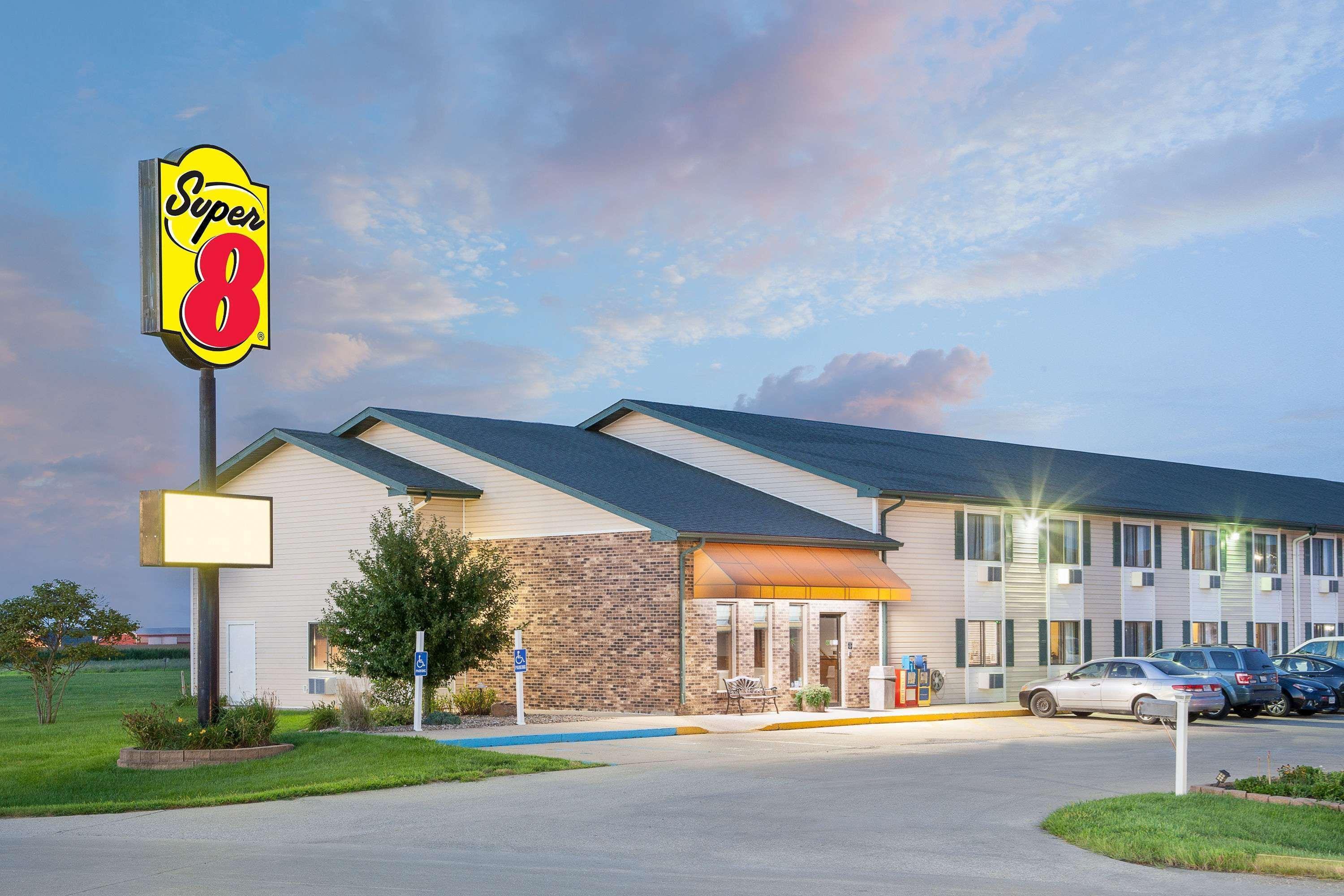 Super 8 By Wyndham Mt Pleasant Motel Mount Pleasant Luaran gambar